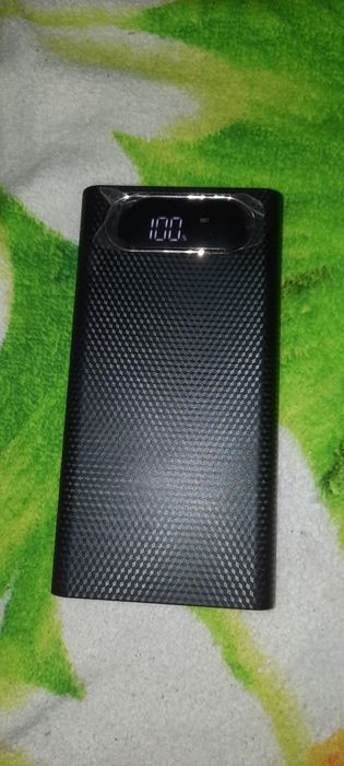 Повербанк 6х21700