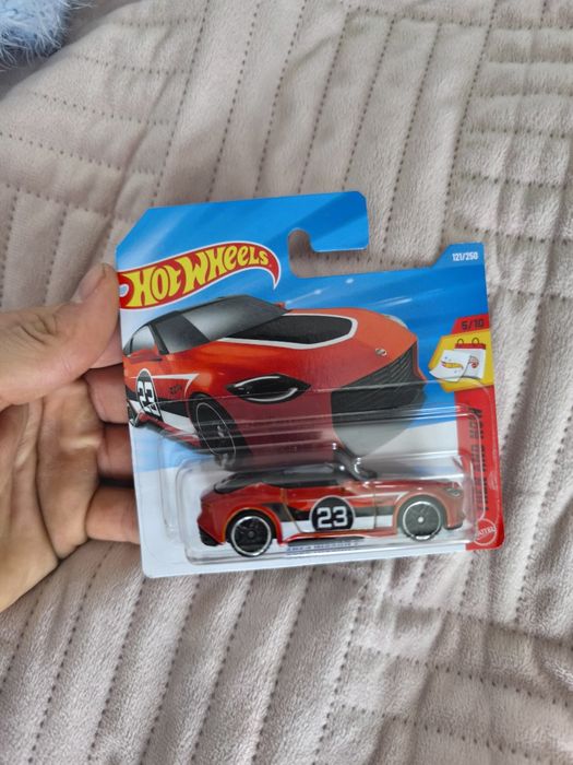 Nissan z hot wheels