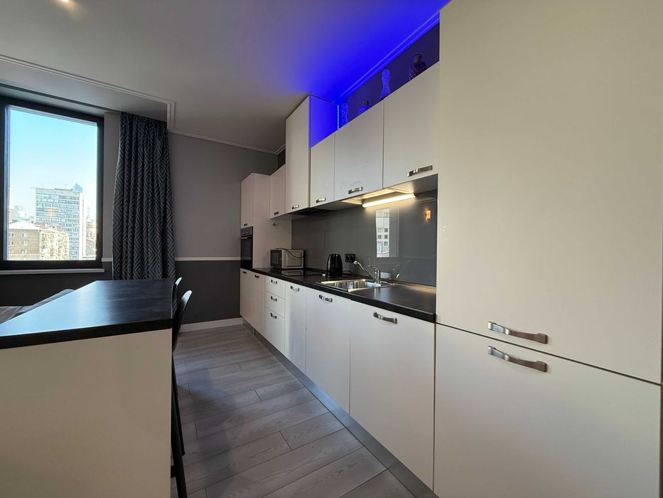 Здам затишну  3-х кімнатну квартиру ЖК Chicago central house