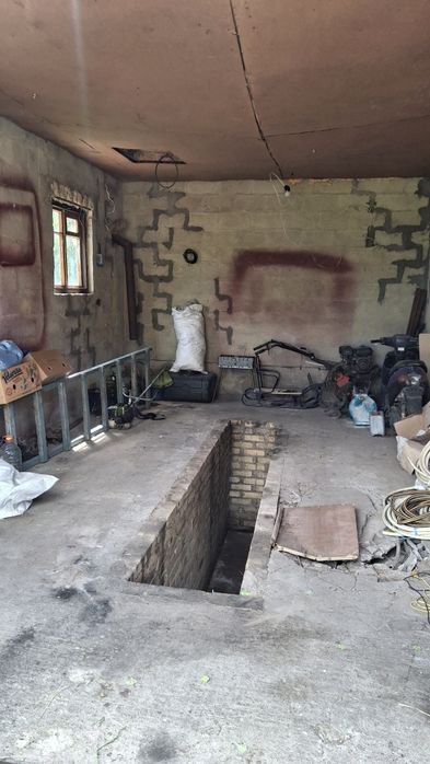 Продам будинок в селі Рогівське.