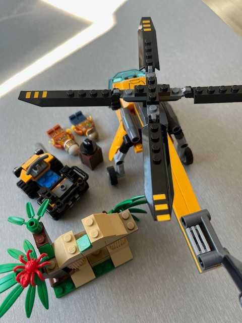 LEGO City 60158  Helikopter transportowy
