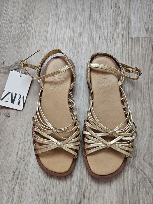 Zara босоніжки сандалі для дівчинки