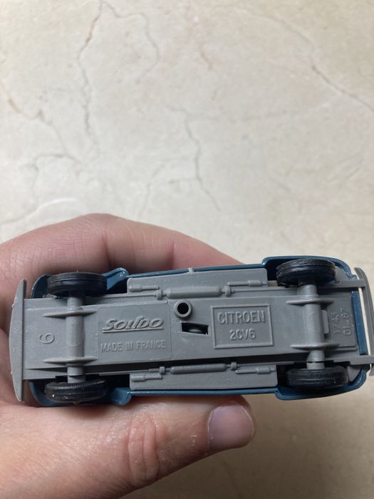 Citroen 2CV da Solido