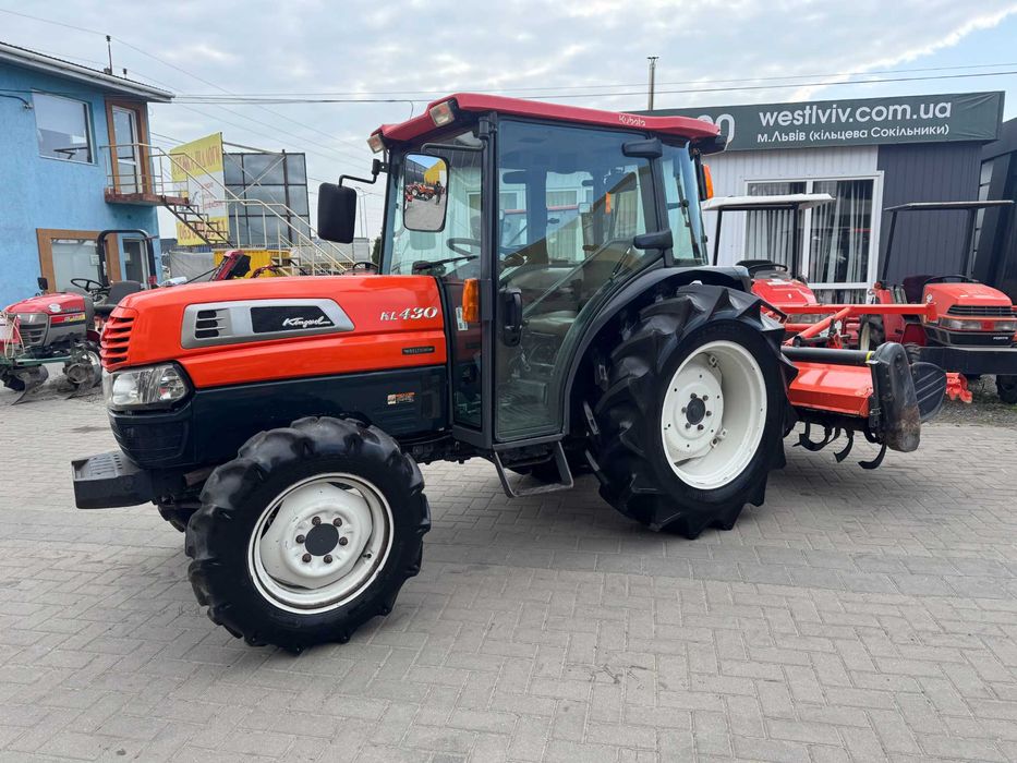 Японський трактор KUBOTA KL 430 + фреза 180 СМ!!!, гідропідсилювач,КАБІНА З КОНДИЦІОНЕРОМ ТА ПІЧКОЮ.