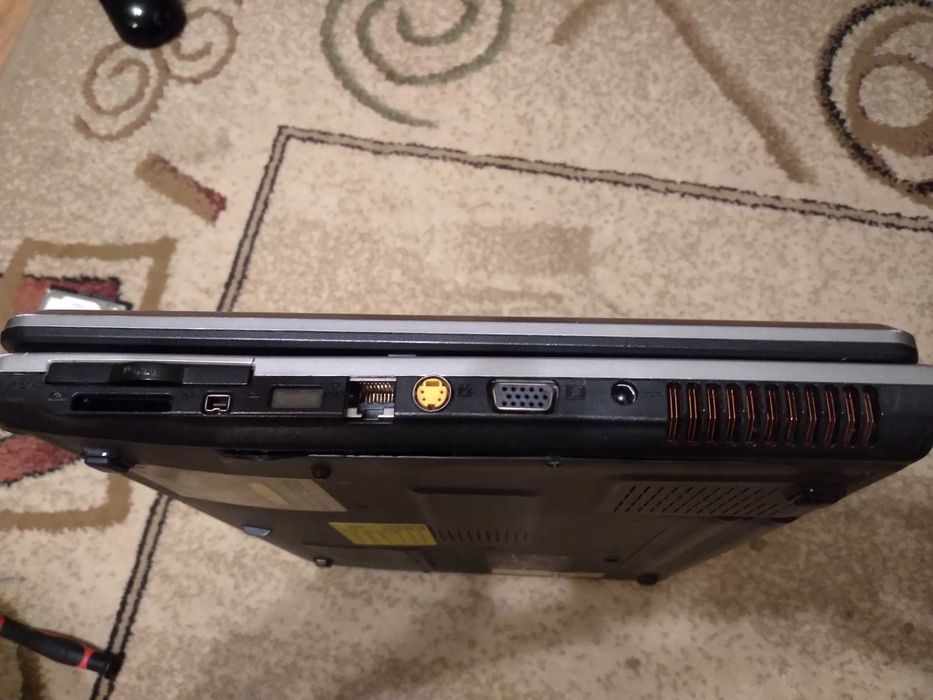 Laptopy na części/odzysk