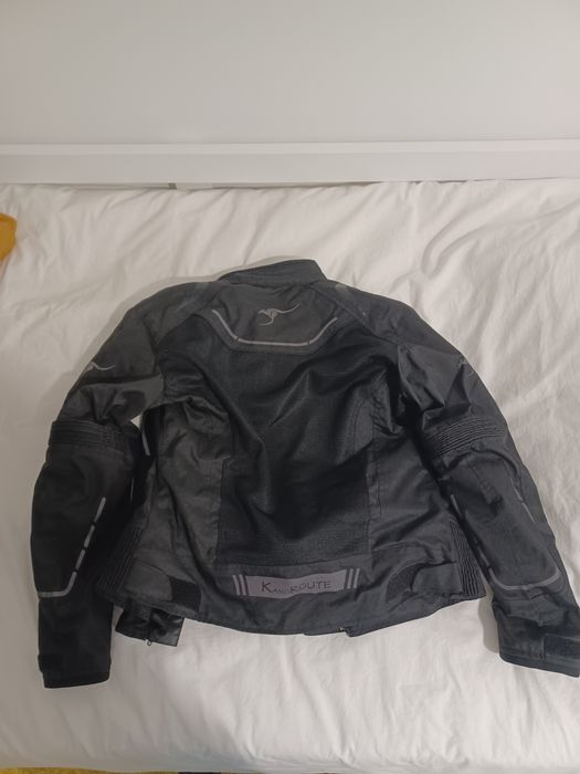 Blusão estudo motard preto, usado mas em bom estado