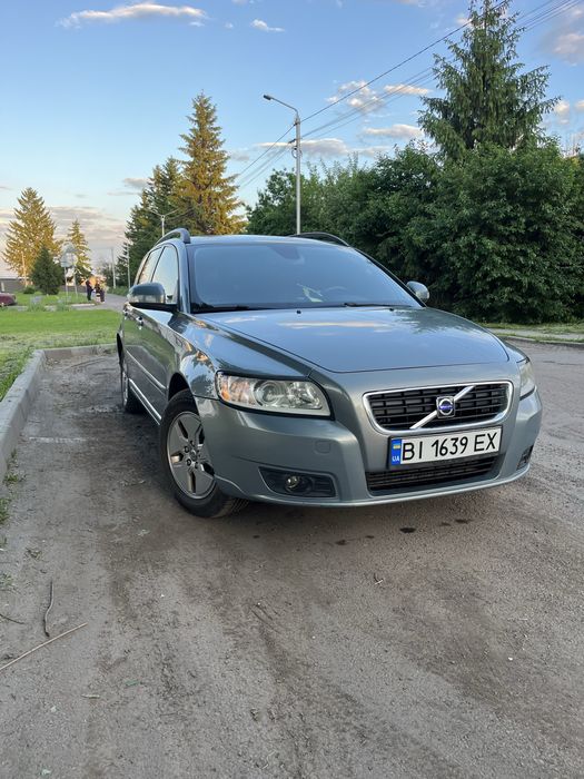 Продам власне авто Volvo v 50