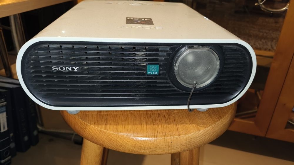 Projetores de  video avariados