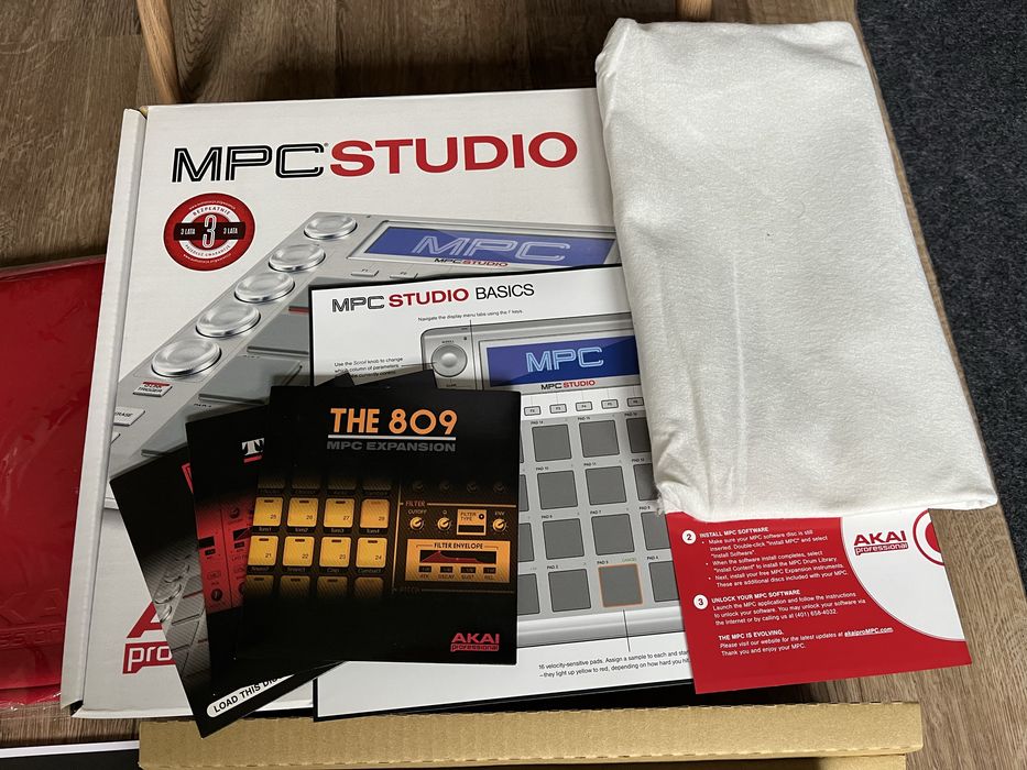 Akai MPC Studio stan idealny