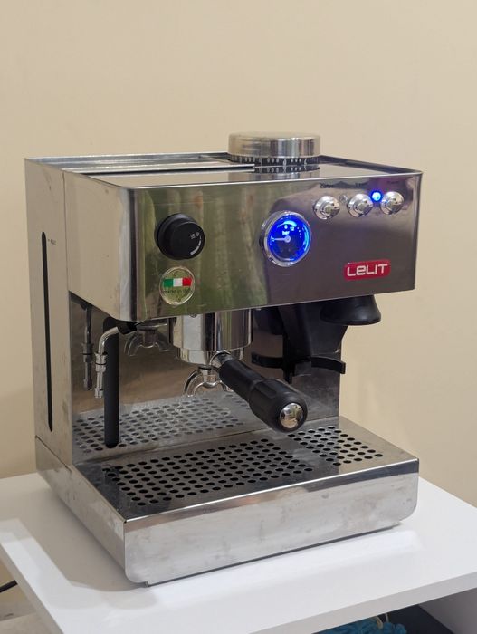 Кавомашина для еспресо LELIT ANITA с кавомолкою Fred Італія