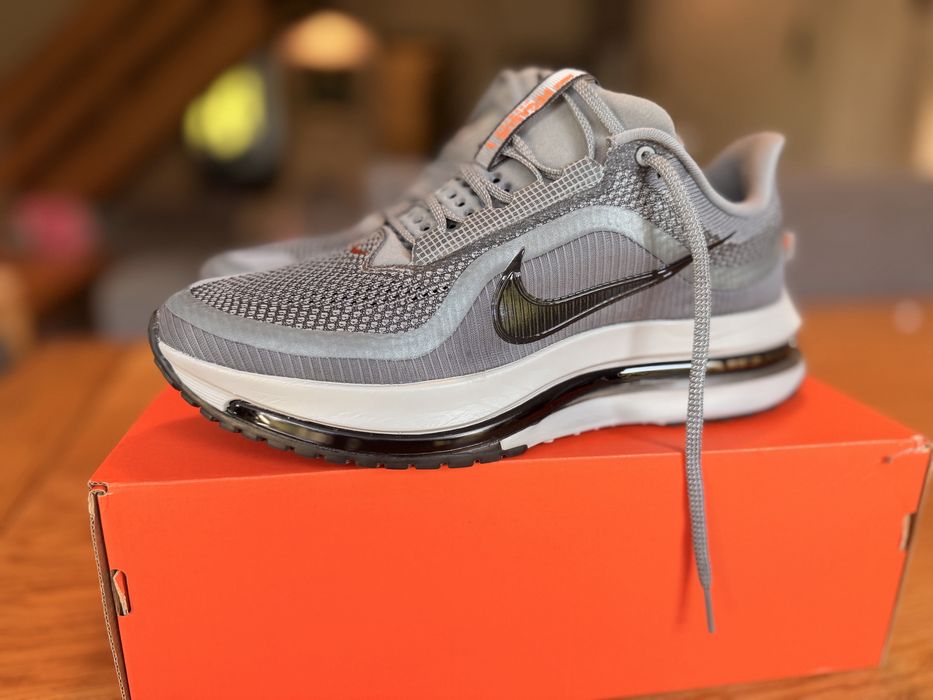Buty NIKE Pegasus Premium 44 -1 x na nogach - jak NOWE