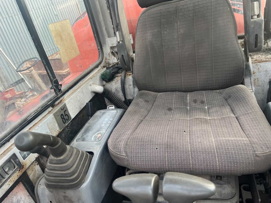 Konsola, fotel operatora koparki KUBOTA KX 161