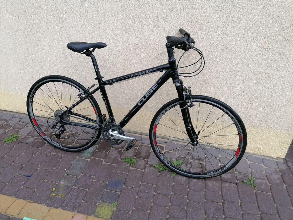 Rower crossowy Cube Town Świnna • OLX.pl