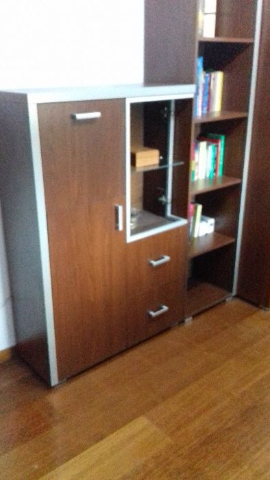Komplet meble młodzieżowe meblościanka szafa biblioteczka
