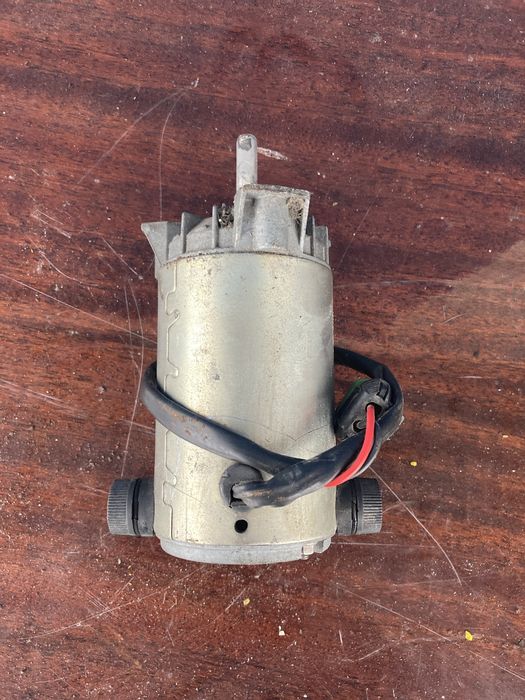 Моторчик вентилятора охлождения для рефрижератор Carrir xarios 350