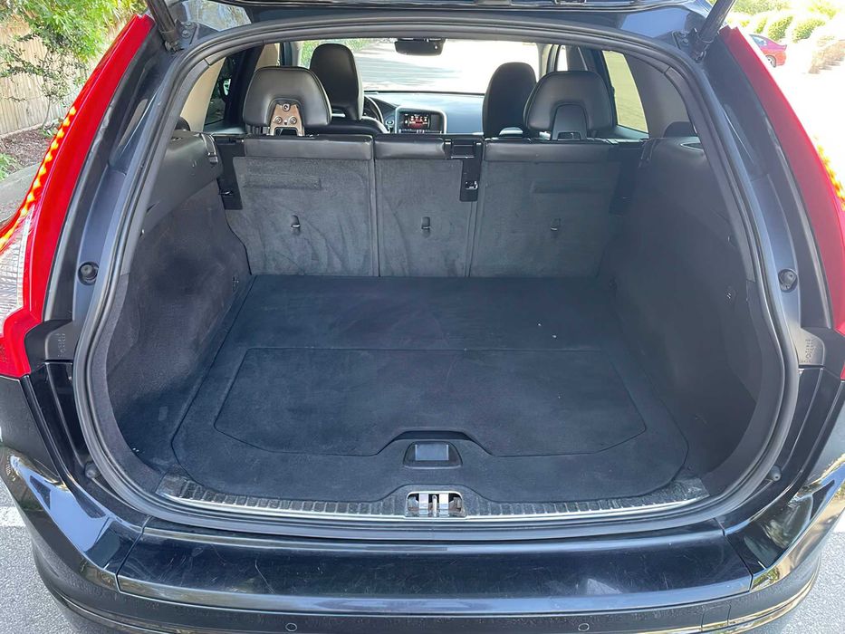 Volvo XC60      2015