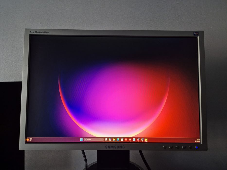 Monitor Samsung Sync Master940 BW