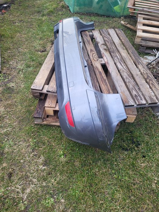 Zderzak tylny tył mercedes w 245 B klasa