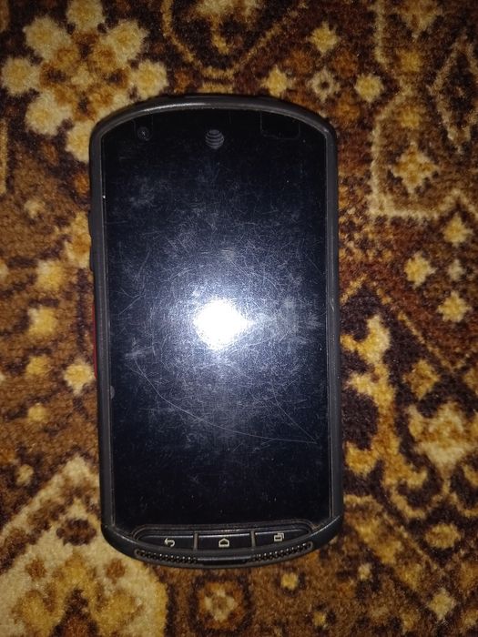 Смартфон Kyocera DuraForce E6560