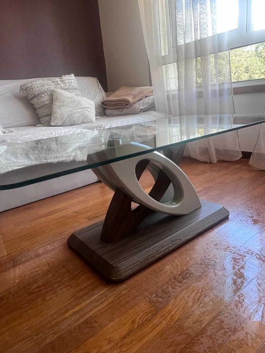 Mesa de centro em vidro
