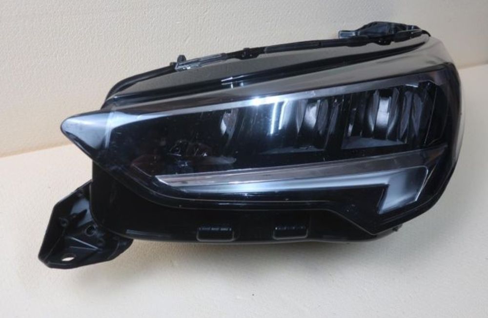 Farol led esquerdo opel corsa