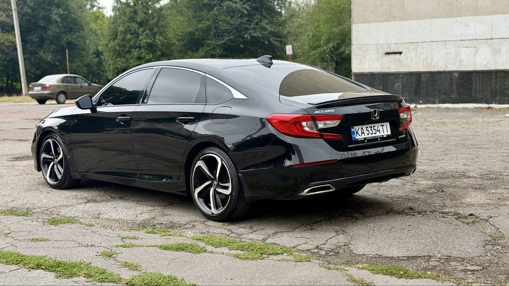 Honda Accord 10