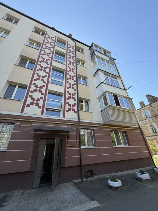 Продам хорошу 1к квартиру в топовій локації!