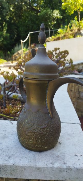 Dallah cafeteira medio oriente