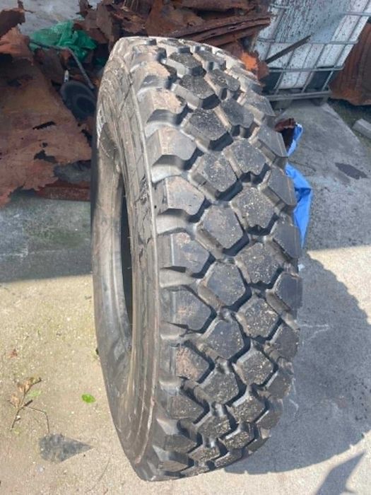 11.00R20 Michelin X