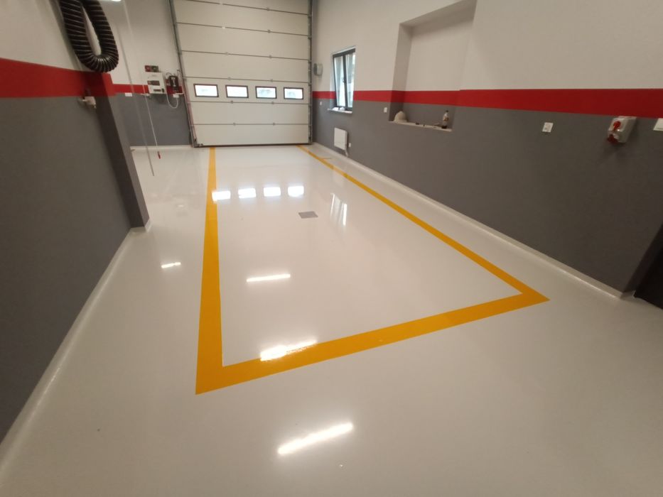 Kamienne Dywany Posadzki Żywiczne Mikrocement PUCM Poliaspargina