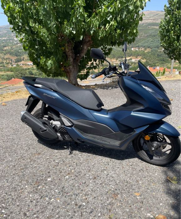 Vendo mota PCX  usada-como nova