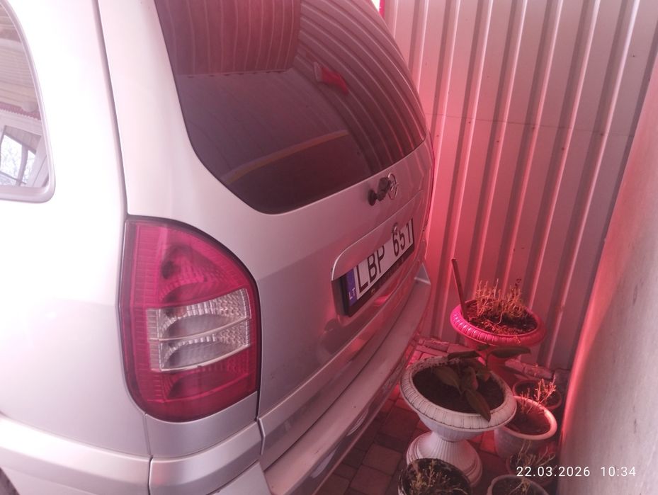 Opel Zafira A 2.2 дизель
