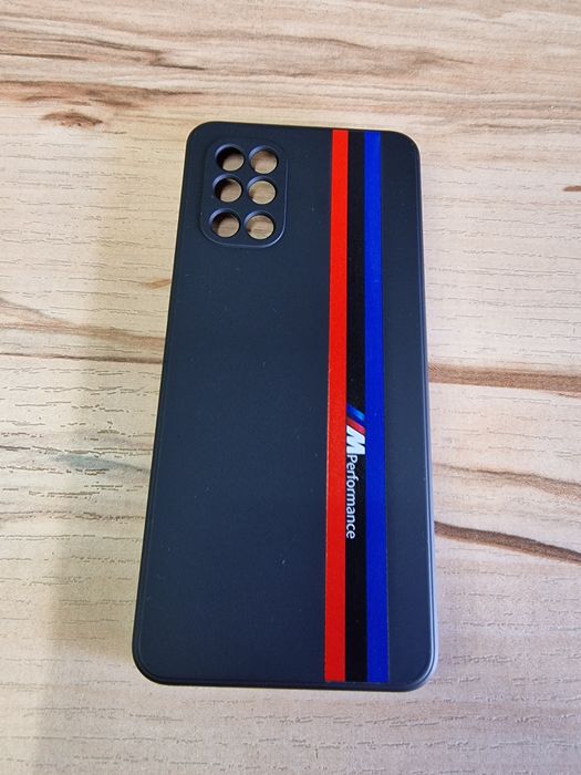 Capas one plus 8T