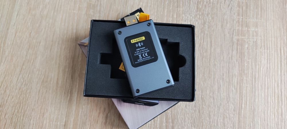 USB тестер Fnirsi FNB58 з Bluetooth