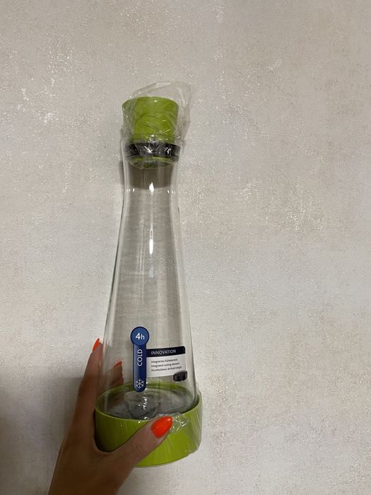 Кувшин с охлодителем