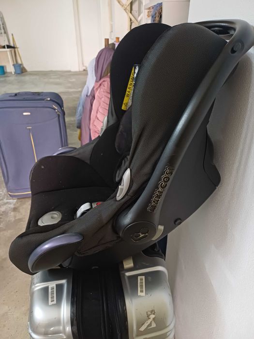 Ovinho Maxi-Cosi preto