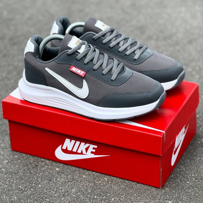 Серые кроссовки Nike Мужские чоловічі кросівки Найк
