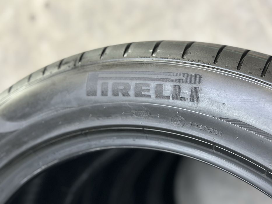 Нові літні шини Pirelli PZero PZ4 285/45 ZR21 113Y* Run Flat