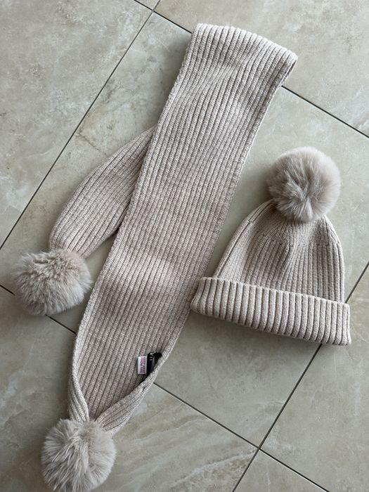 Набір шапки і шарфа від Zara