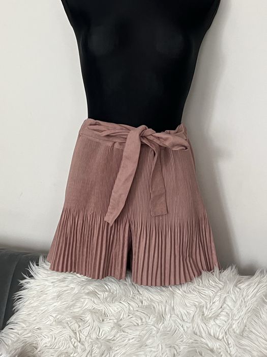 Zara spodenki plisowane Zara r. S