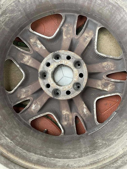 Диски Mercedes - Benz R17 7.5j PCD5*112 ET46 DIA66.6 220 401 02 02