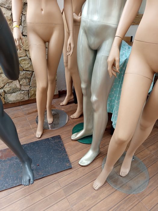 Manequins masculino e feminino