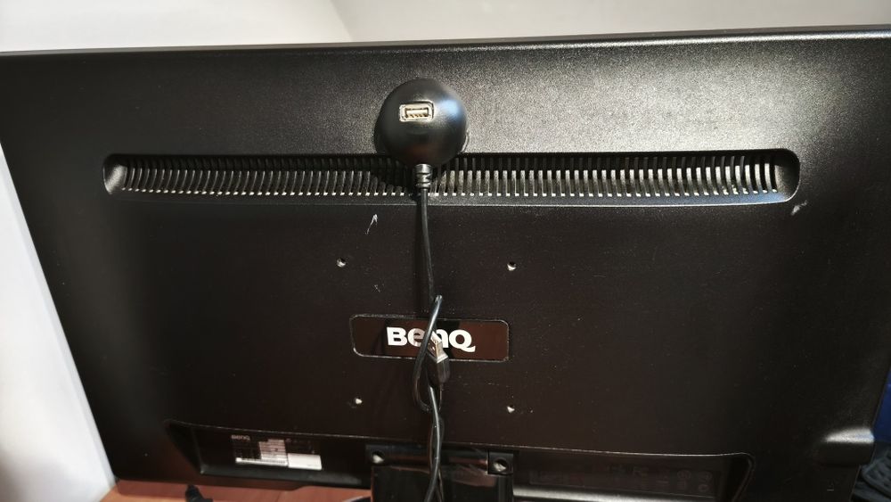 monitor Amiga 15kHz 24 cale FullHD VGA DVI HDMI