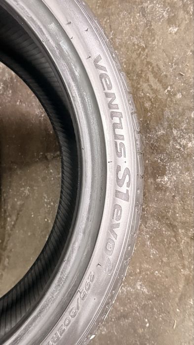 Pneus 295/30zr19 Hankook Ventus S1 evo2 com 95% piso