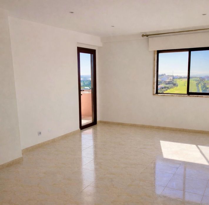 T2 Renovado | Vista Mar & Golfe  | 9.º Andar | Junto ao Taguspark
