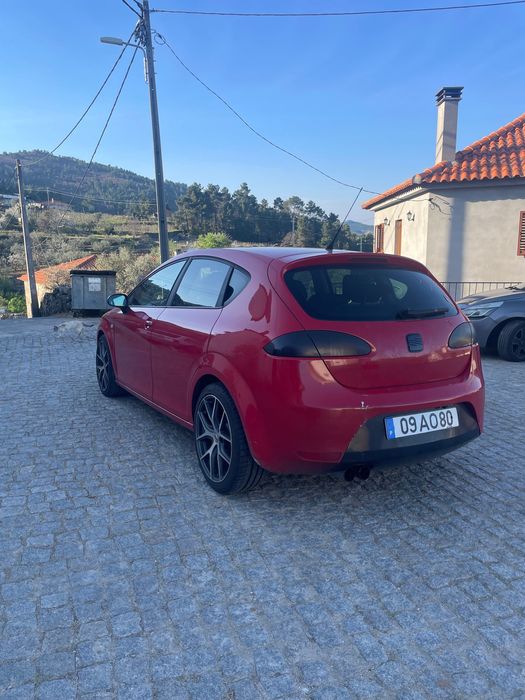 Seat Leon 1P 2.0 TDI 140cv | Look FR | Jantes 18 | Suspensão Koni