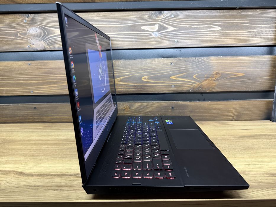HP Omen 17 RTX 3060 17,3” IPS 144Hz i7-12700H/16GB DDR5/1TB M2/25%