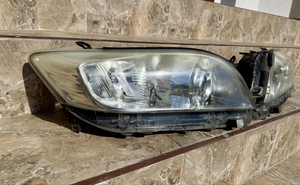 Фари TOYOTA RAV4 (оригінал Японія)