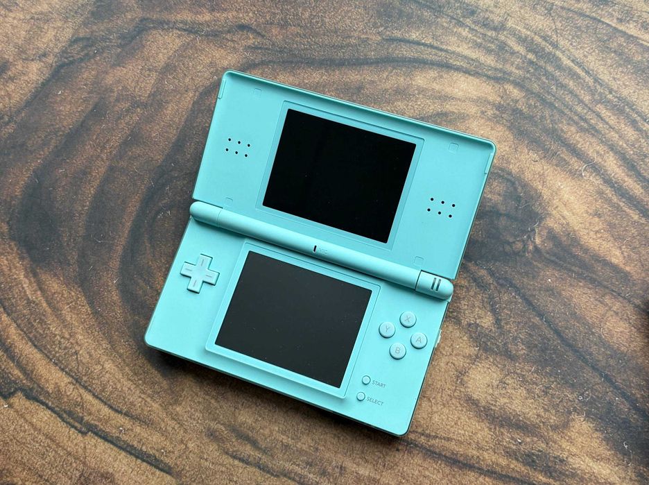 nintendo ds lite - купить приставки - Цена на OLX.ua