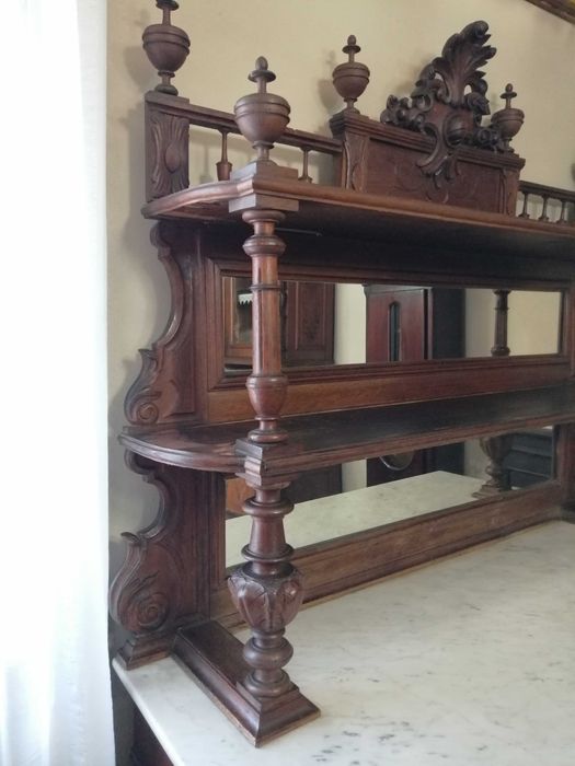 Mobília sala de jantar, carvalho húngaro, com 1 século. Só em conjunto